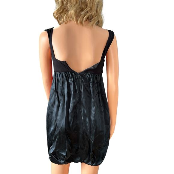 BCBGMaxAzria Black Mini Dress 0 Grecian Draped Bubble Hem Empire Waist Y2K - Picture 3 of 8